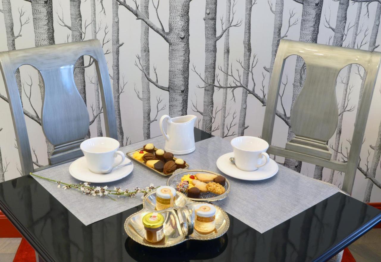 Turin Tales Apartments ภายนอก รูปภาพ